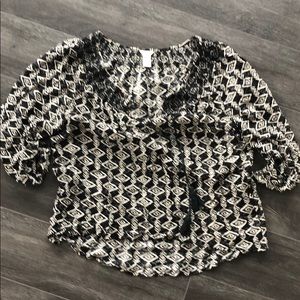 🛍Forever 21 flowy tribal shirt